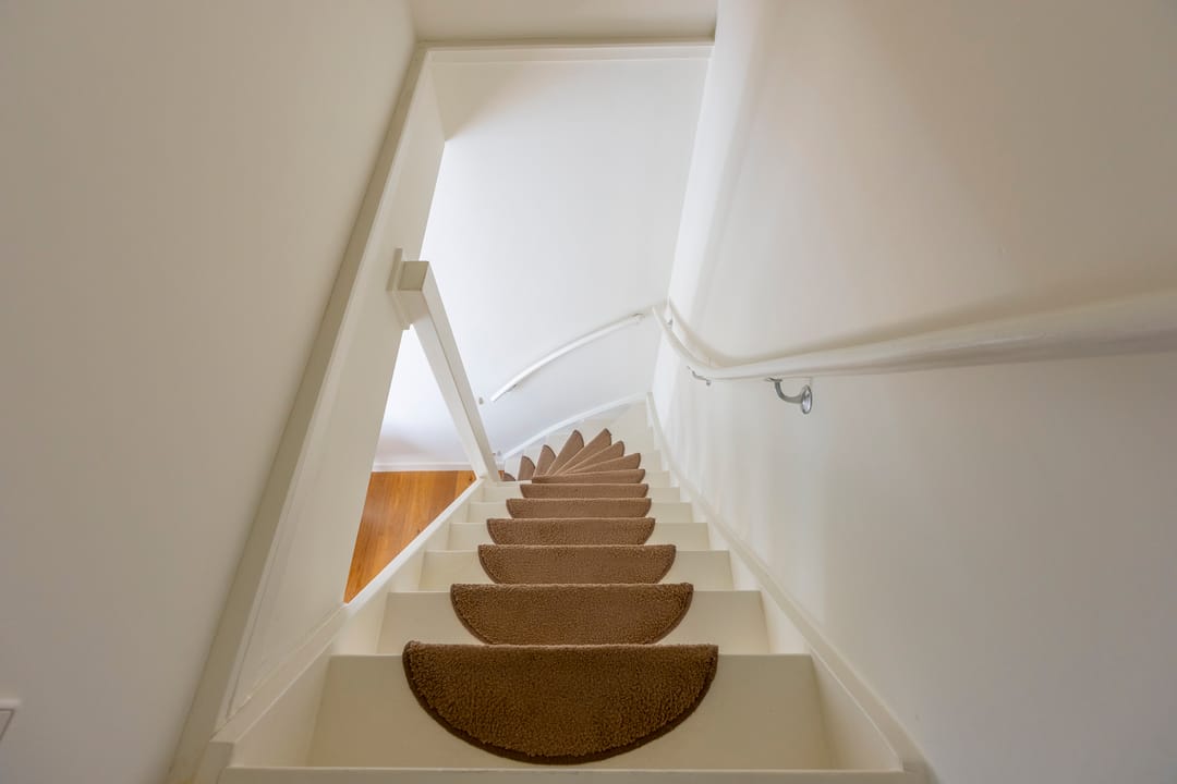 Photo 16 of Justus van Effenstraat 18-B