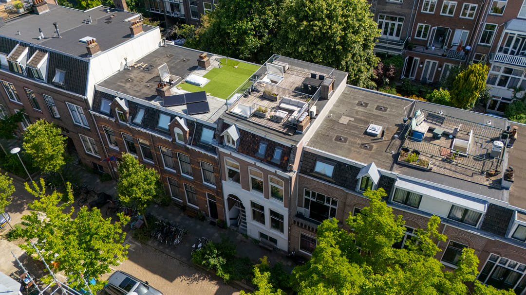 Photo 37 of Justus van Effenstraat 18-B