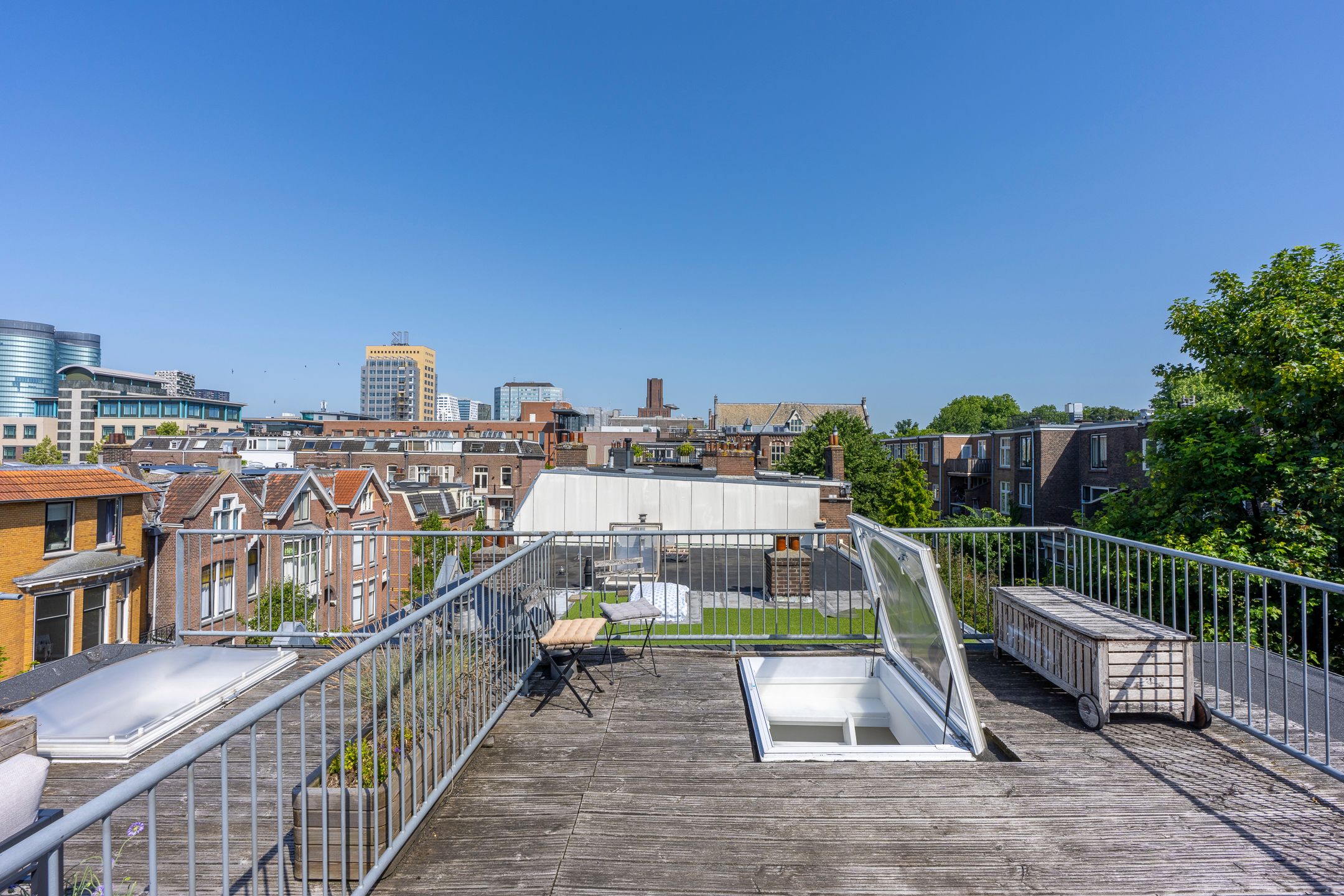 Photo 30 of Justus van Effenstraat 18-B