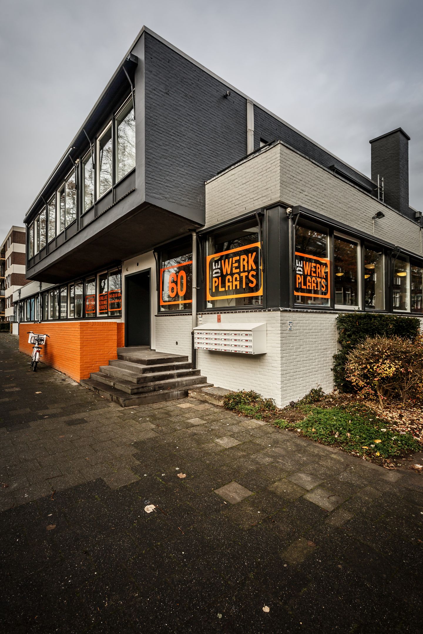 Bekijk foto 3 van Sint Annalaan 60
