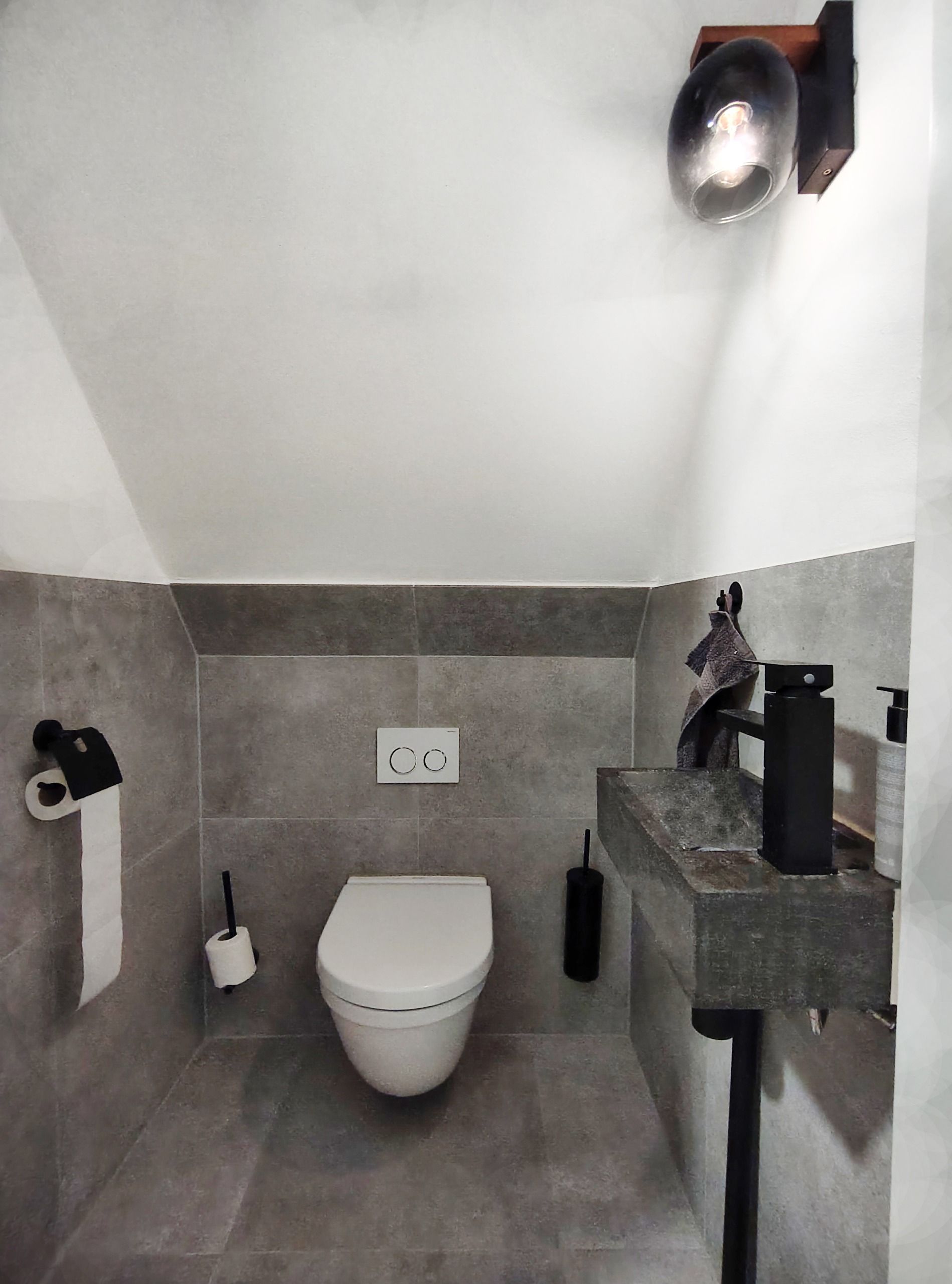 Photo 9 of Grote Overstraat 67-G