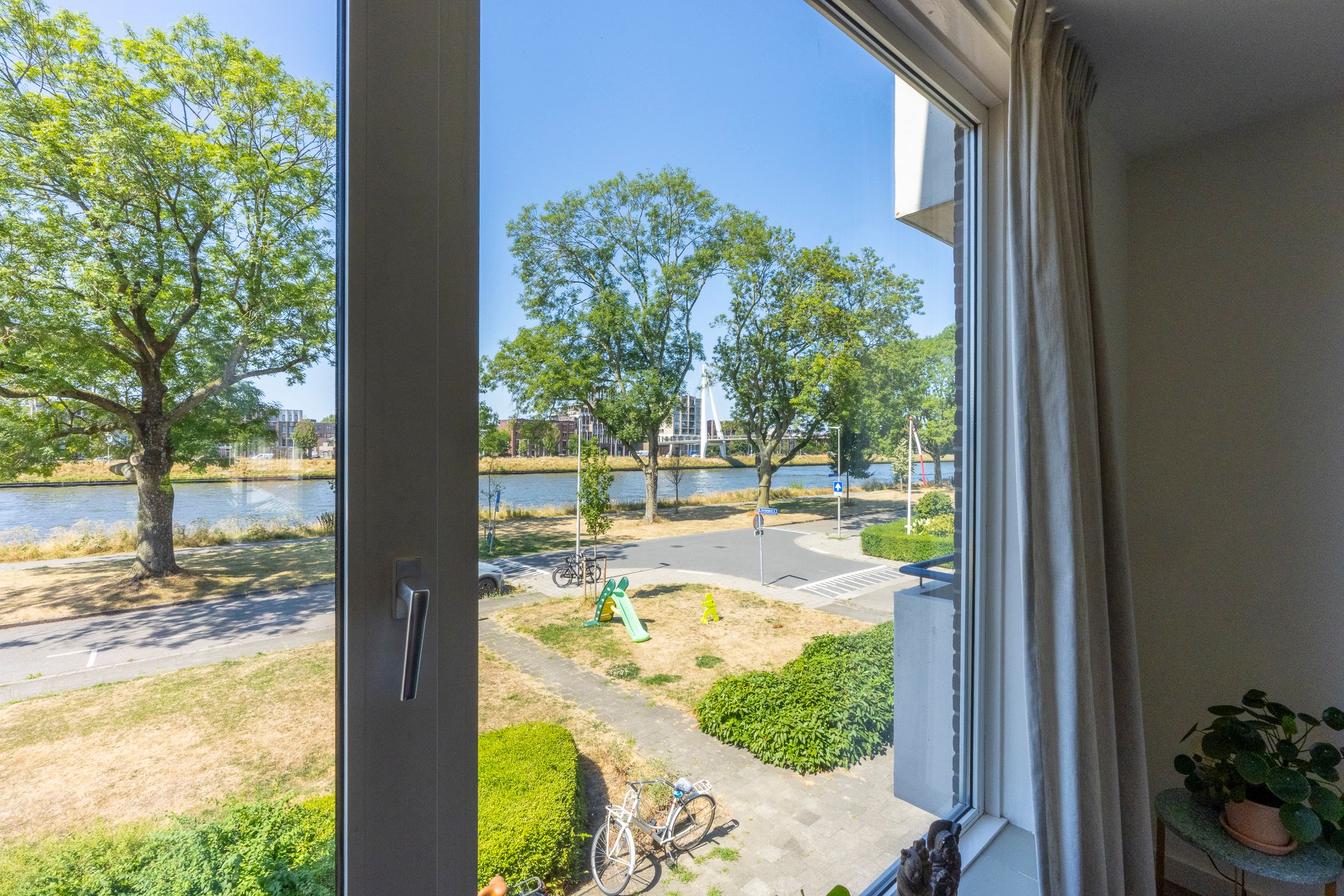 Photo 33 of Johan Wagenaarkade 29-BS
