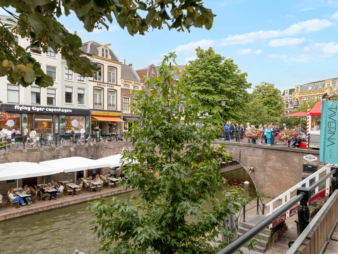 Photo 38 of Lange Viestraat 4-A