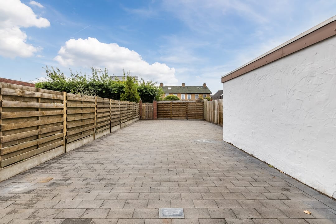 Photo 31 of Willibrordusstraat 40