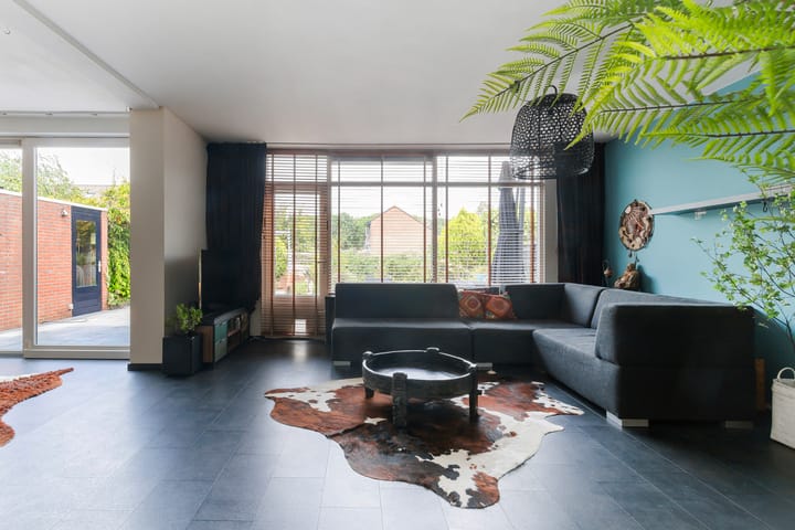 Tussenwoning te koop: Prattenburg 92, Dordrecht