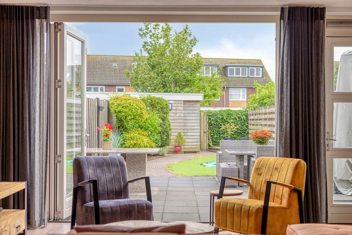 Tussenwoning te koop: Elstar 4, Assen