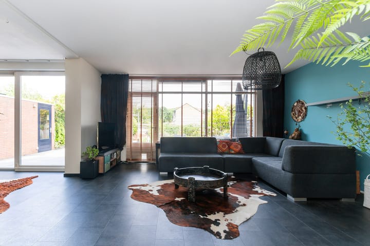 Tussenwoning te koop: Prattenburg 92, Dordrecht