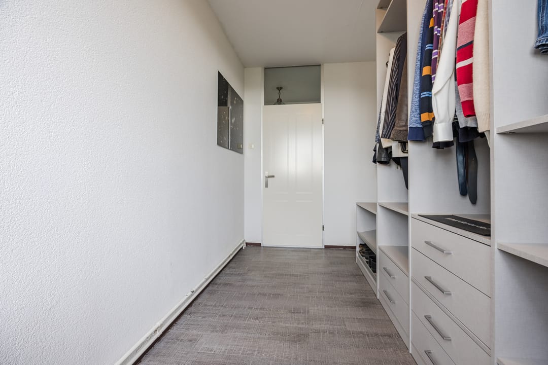 Photo 17 of P.J. Oudstraat 148