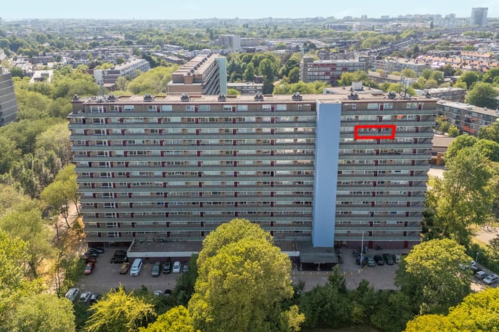 Photo 4 of Heiloostraat 213