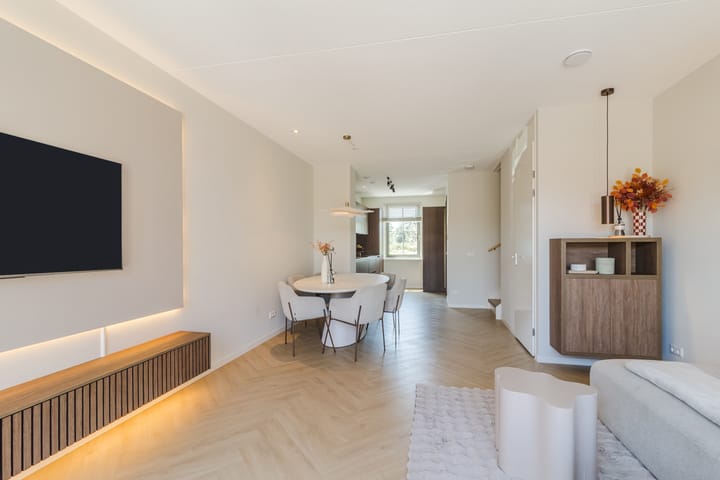 Photo 2 of Laan van Hout 169