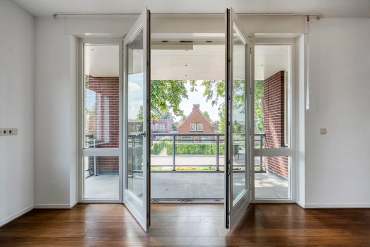 Foto 4 van Spoorstraat 2-03