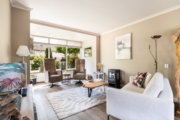 Hoekwoning te koop: Lion Cachetstraat 64, Ermelo