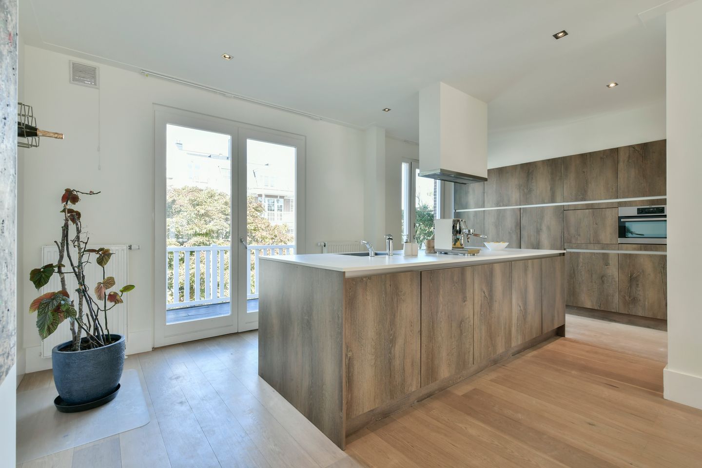 Photo 4 of Pieter Cornelisz. Hooftstraat 156-3