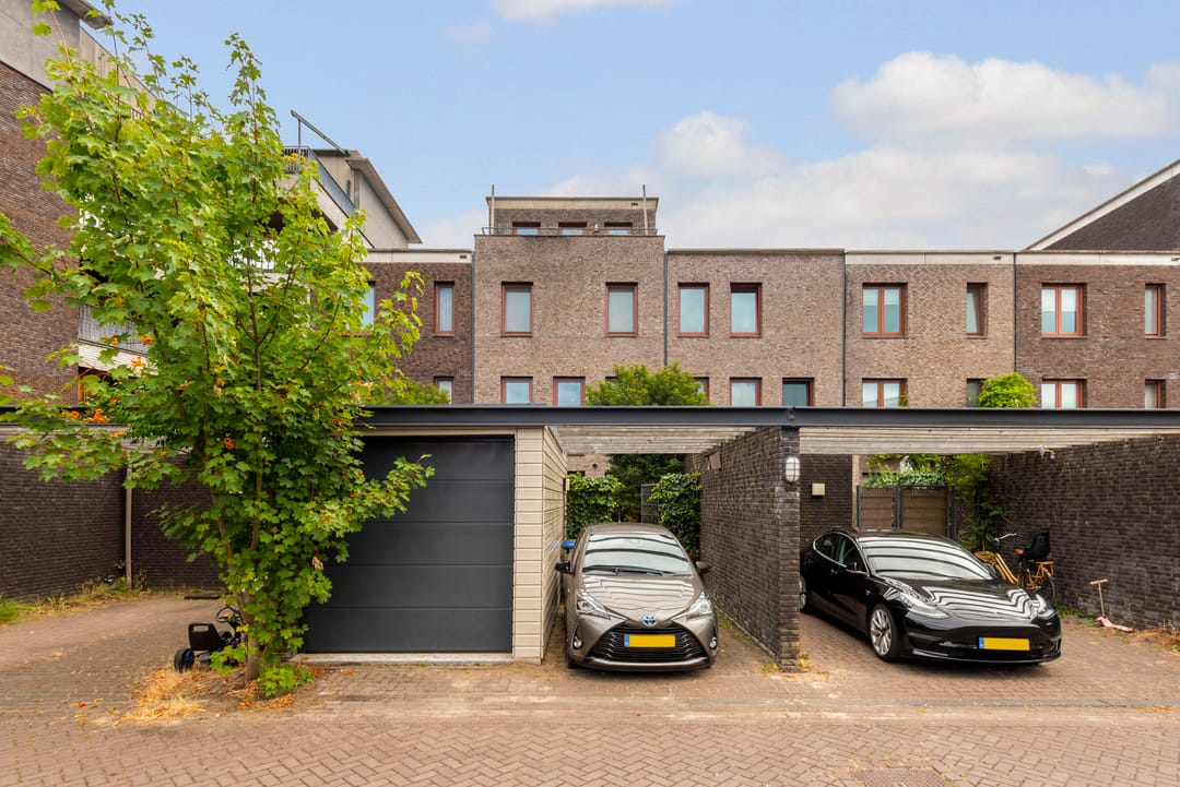 Foto 47 van Loes van Marlestraat 17