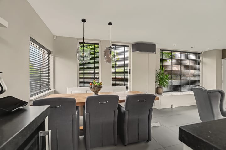Hoekwoning te koop: Albert Schweitzerstraat 25, Reeuwijk