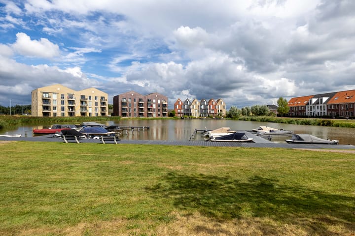 Hoekwoning te koop: De Oanrin 43, Leeuwarden