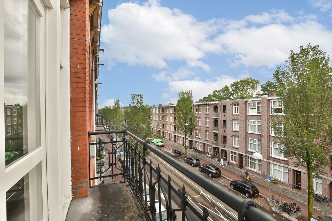 Photo 2 of Admiraal De Ruijterweg 177-3