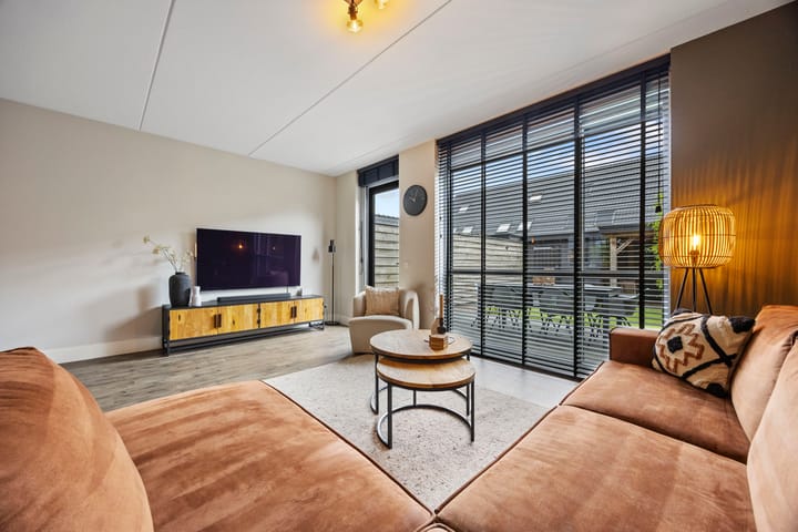 Tussenwoning te koop: Brahmalaan 7, Barneveld