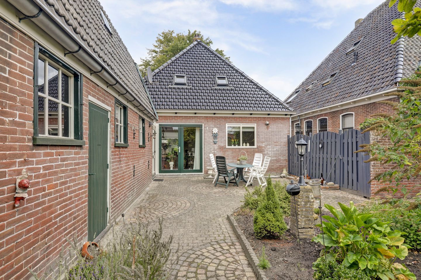 Foto 35 van Dorpsstraat 877