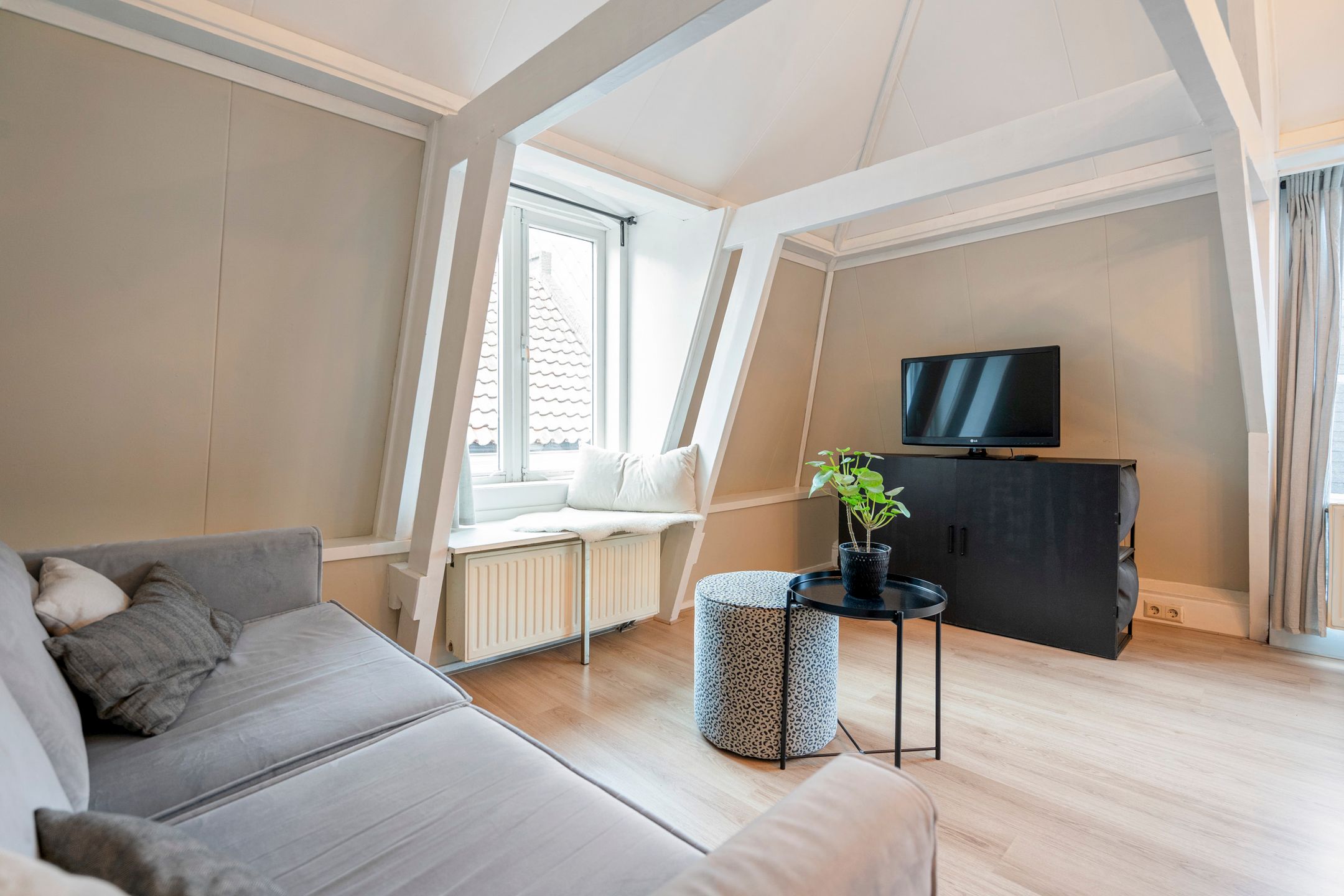 Photo 9 of Korte Begijnestraat 7-B