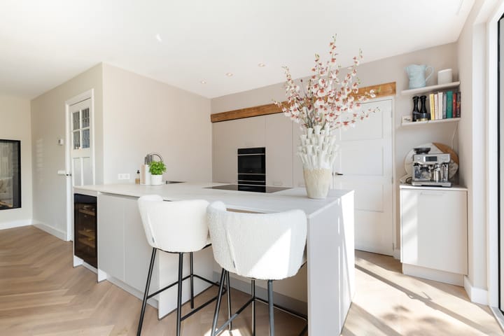 Hoekwoning te koop: Oranjeweg 1, Kortenhoef