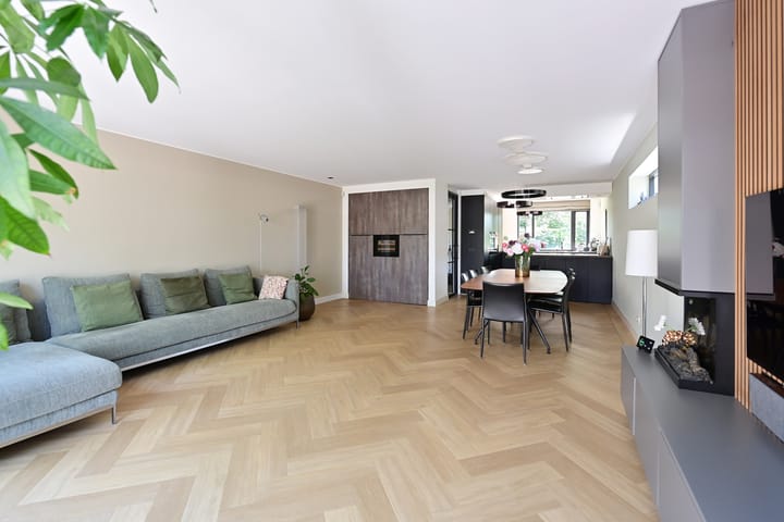 Hoekwoning te koop: Zuiderzee 7, Huizen