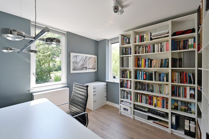 Hoekwoning te koop: Zuiderzee 7, Huizen