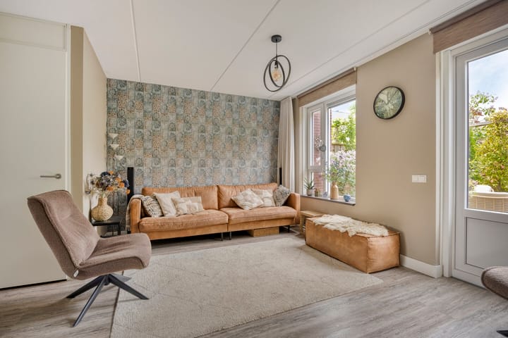 Tussenwoning te koop: Waker 7, Kampen