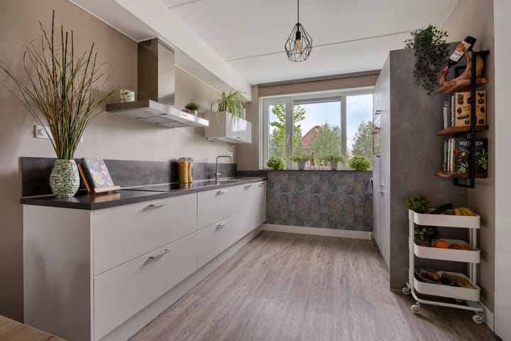 Tussenwoning te koop: Waker 7, Kampen