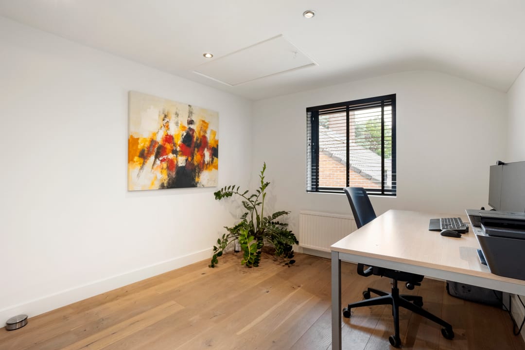 Photo 32 of Naarderstraat 45