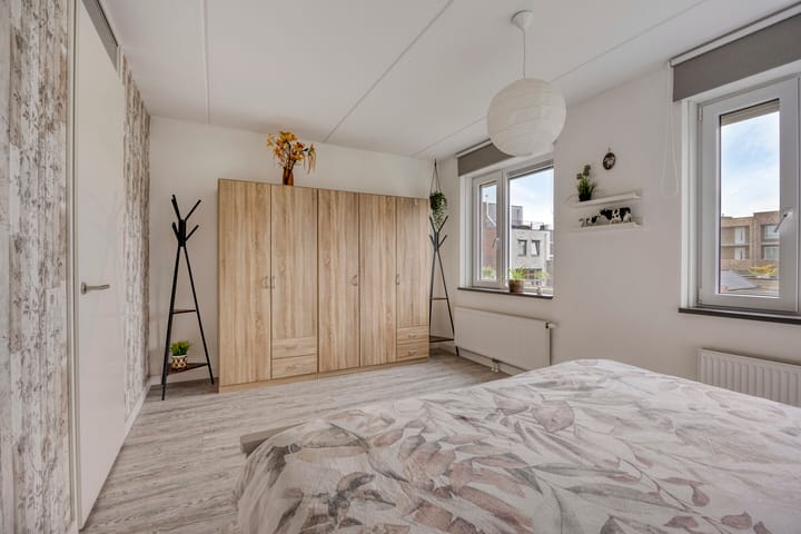 Tussenwoning te koop: Waker 7, Kampen