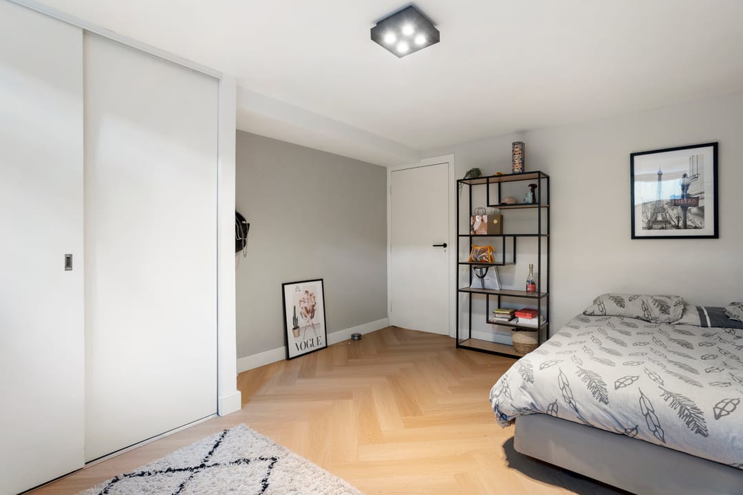 Photo 47 of Naarderstraat 45
