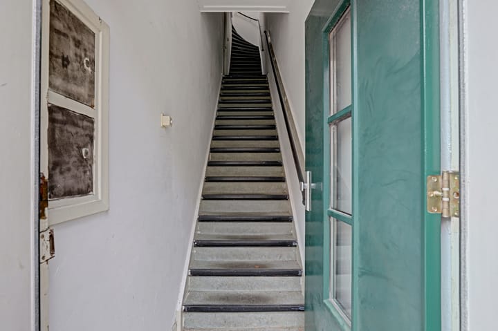 Appartement te koop: Cornelis Trompstraat 39II, Delft