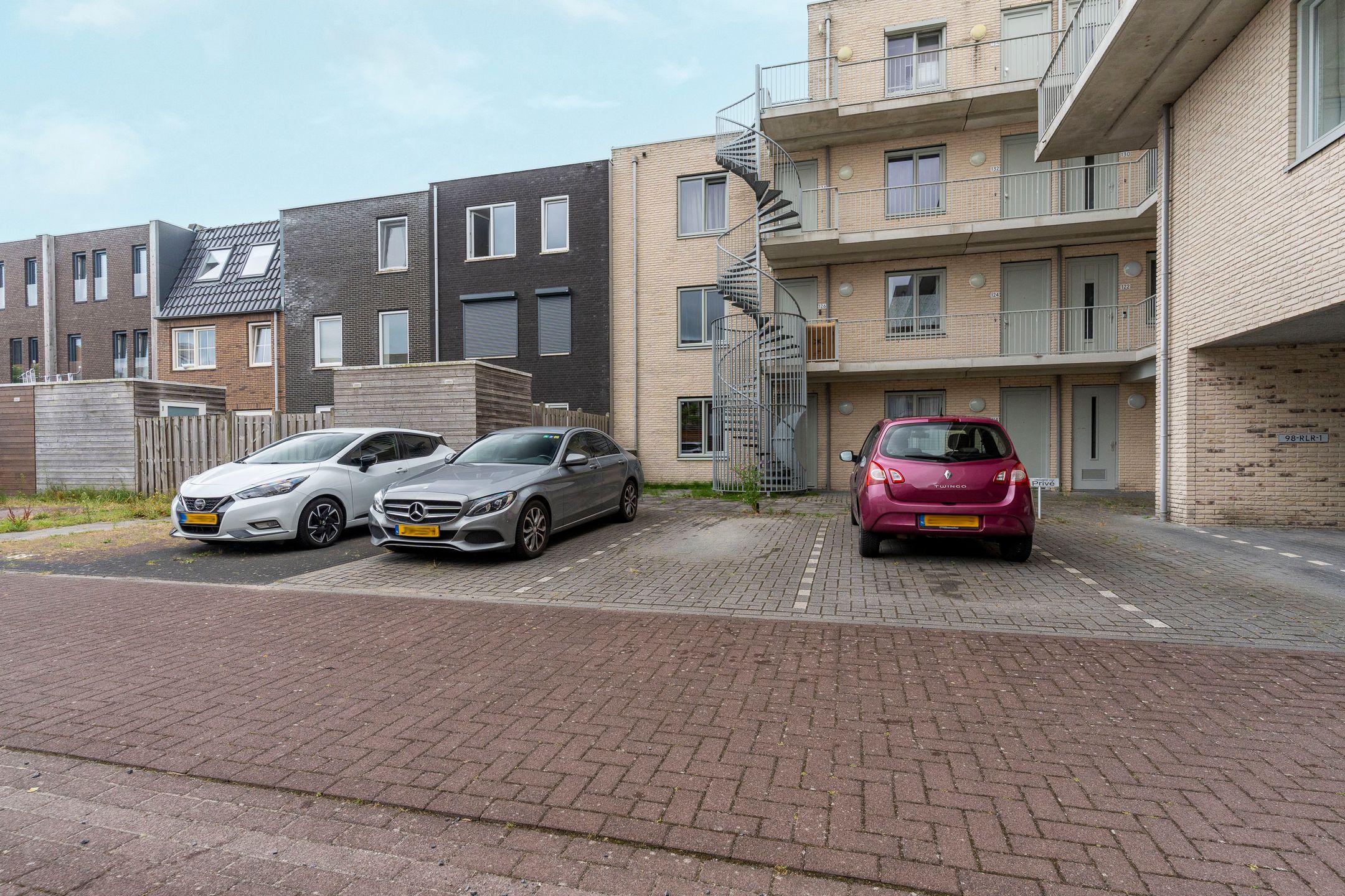 Photo 21 of Denemarkenstraat 178