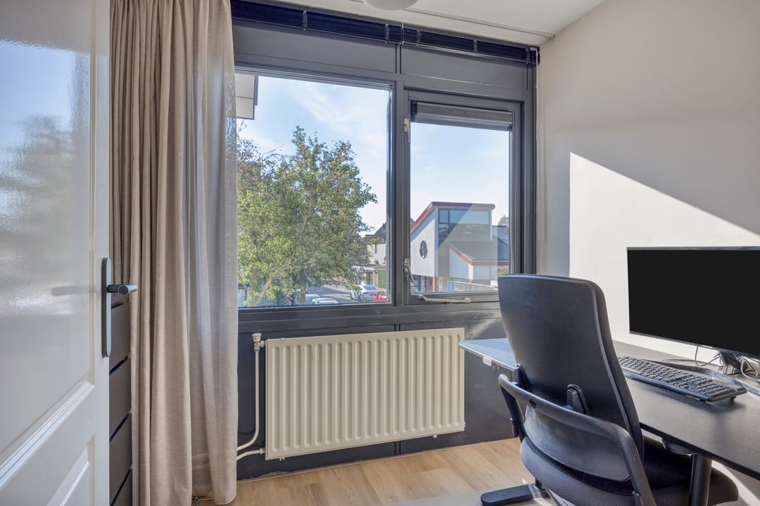 Photo 26 of Aletta Jacobsstraat 36