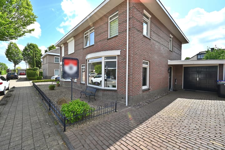 Foto 3 van Lisdodde 22