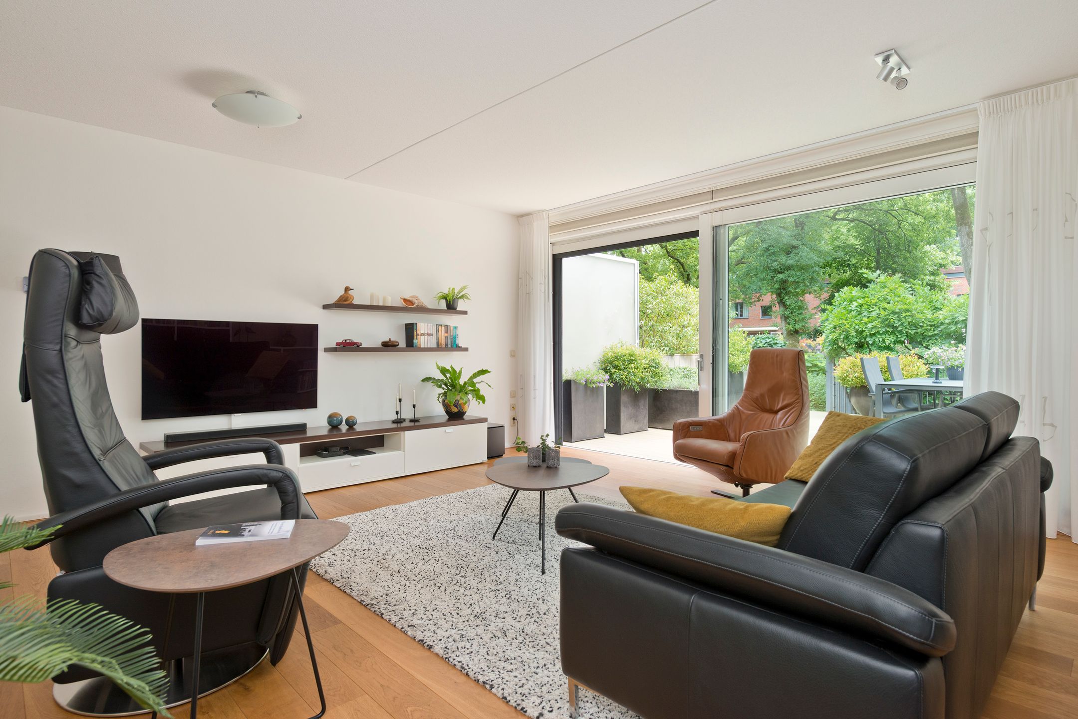 Photo 15 of W.A. Scholtenlaan 151