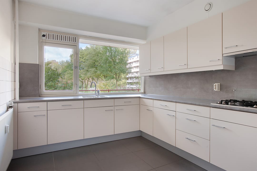 Photo 13 of Arthur van Schendelplein 146