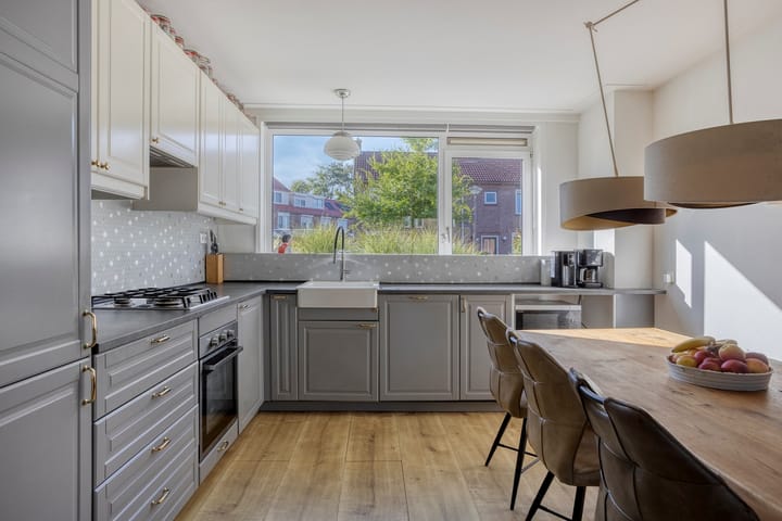 Tussenwoning te koop: Winterstraat 14, Amsterdam