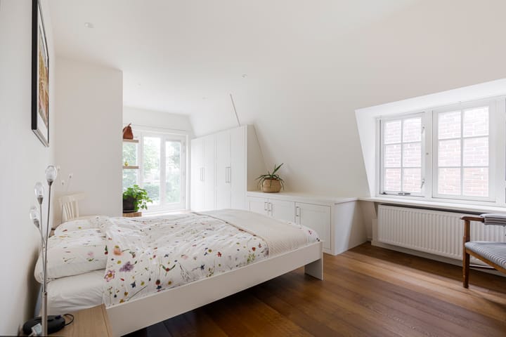 Vrijstaande woning te koop: Landzichtlaan 43, Heemstede
