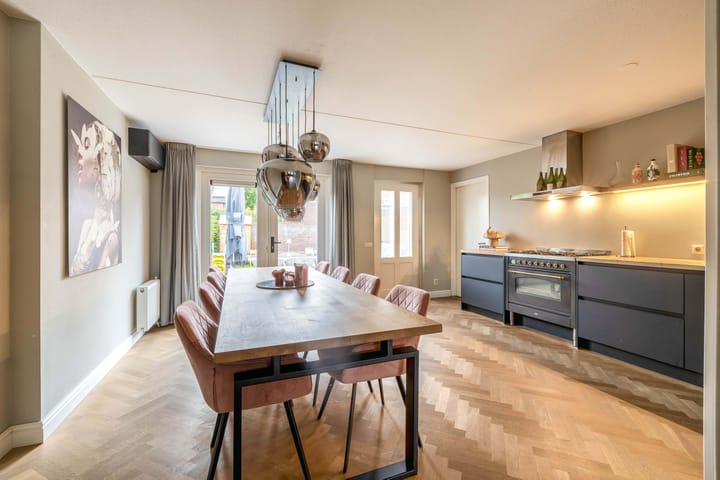Photo 3 of Reuveltweg 64