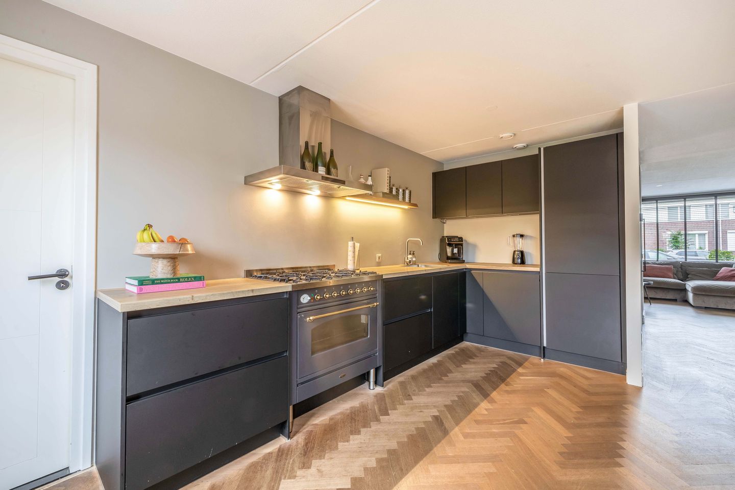 Photo 10 of Reuveltweg 64