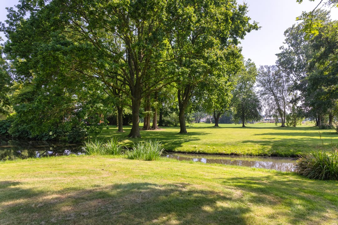 Photo 37 of Botsholsedwarsweg 3