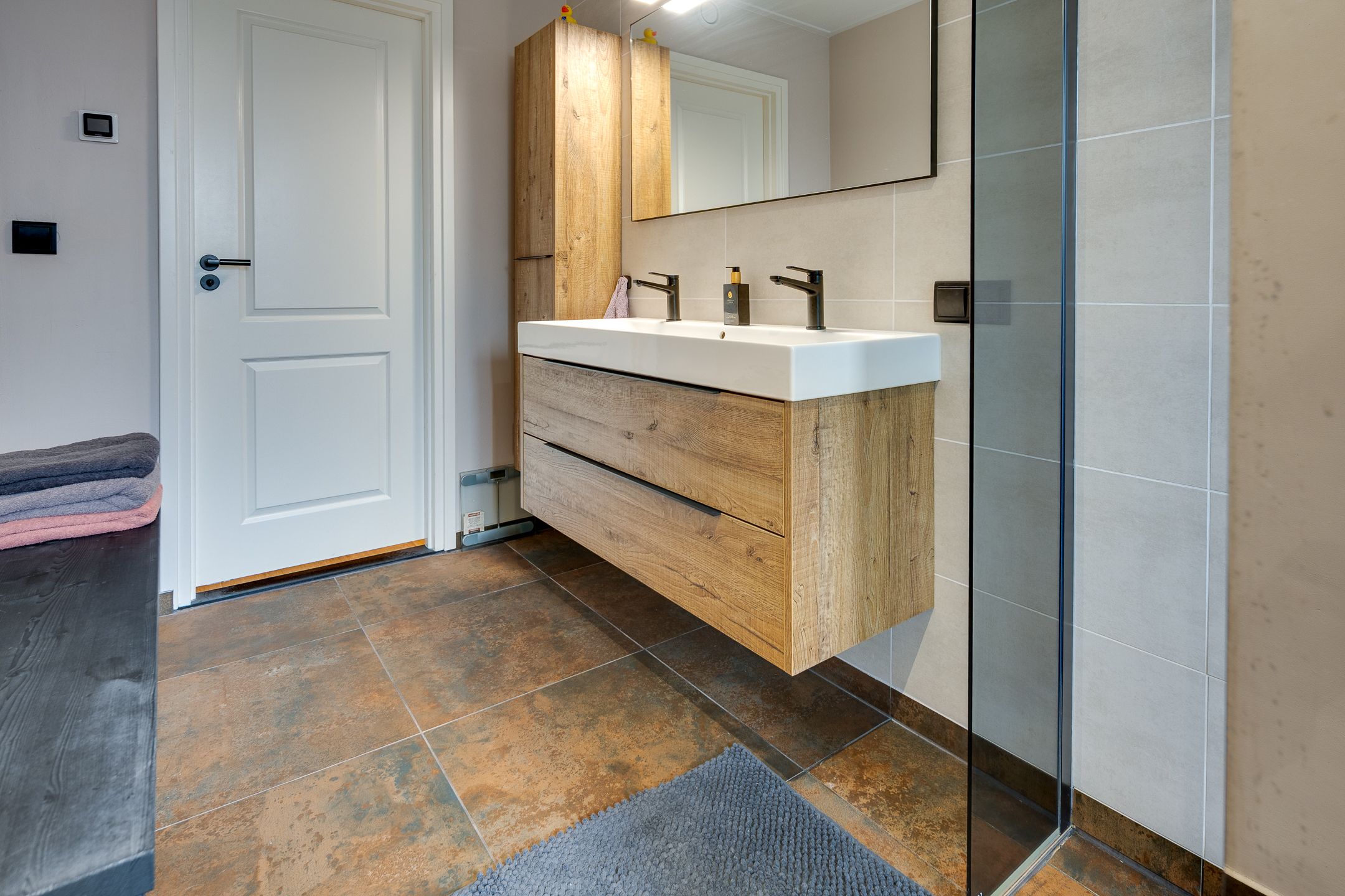 Photo 12 of Rozenstraat 97
