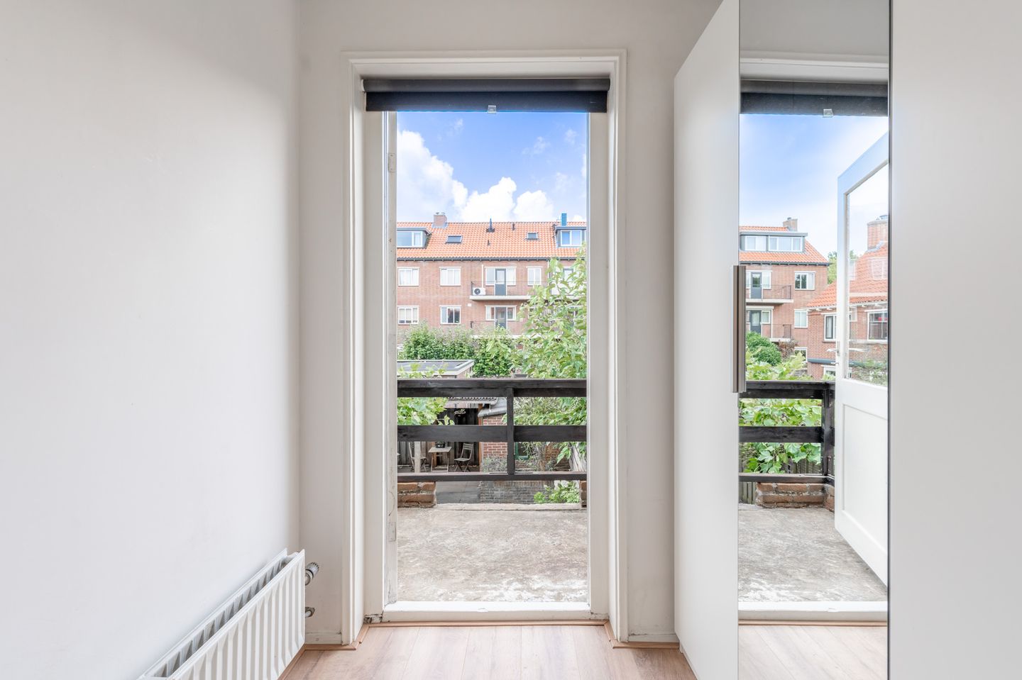 Photo 29 of Johan van Oldenbarneveltstraat 1