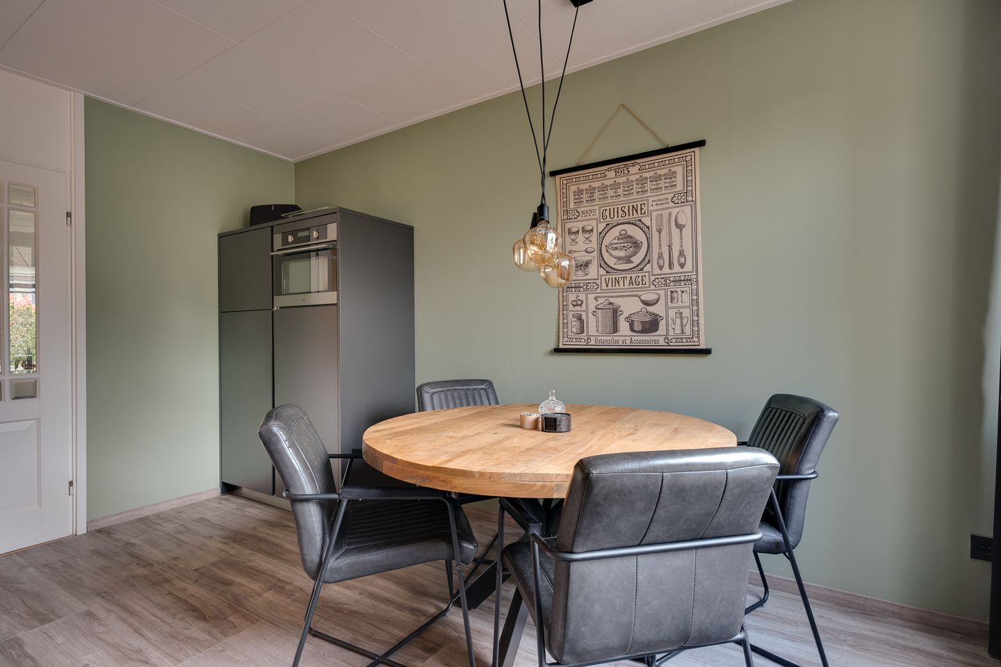 Photo 10 of Rozenstraat 97