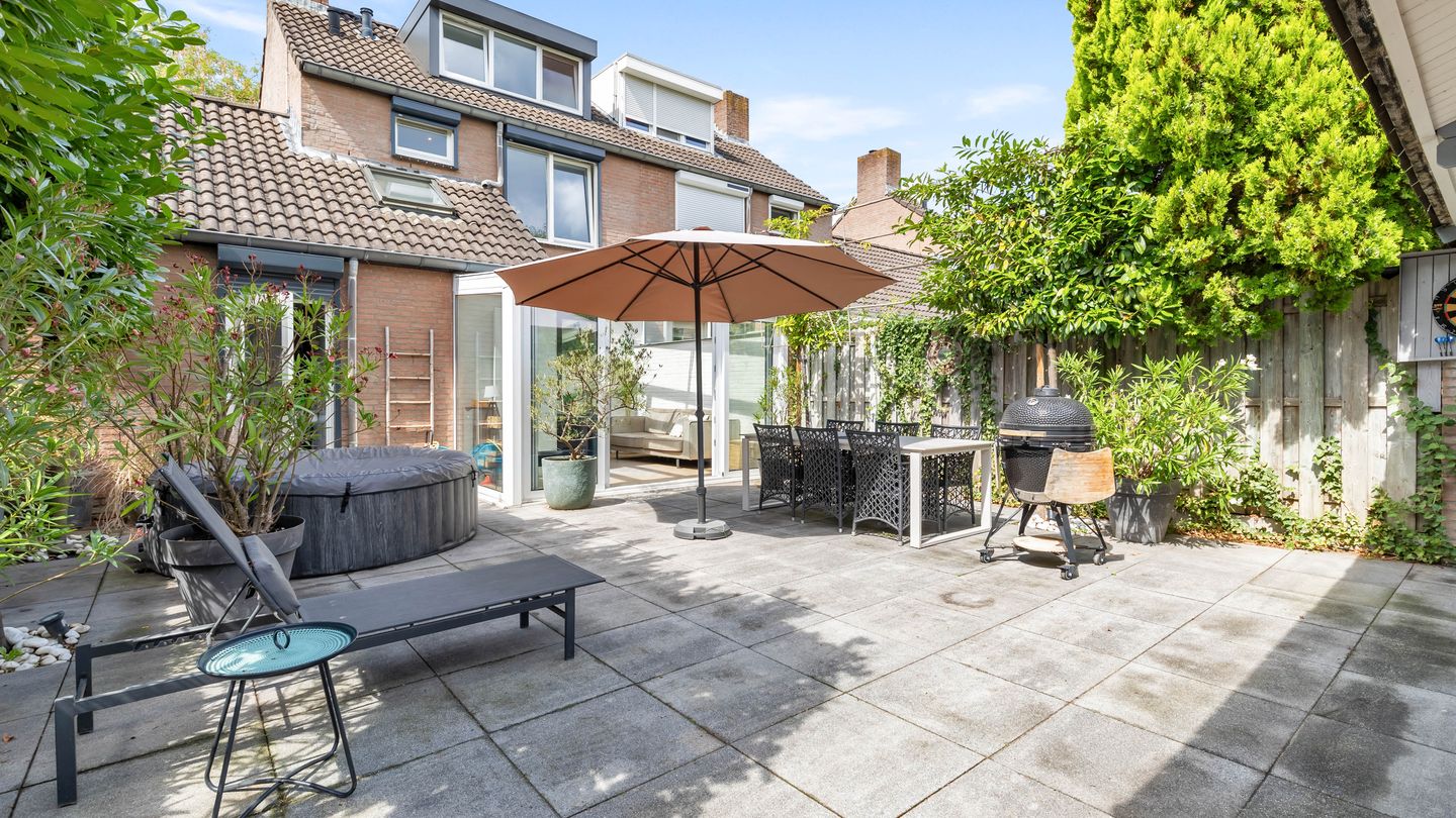 Foto 4 van Vuurdoorn 8