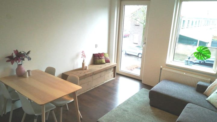 Photo 4 of Berlagestraat 108