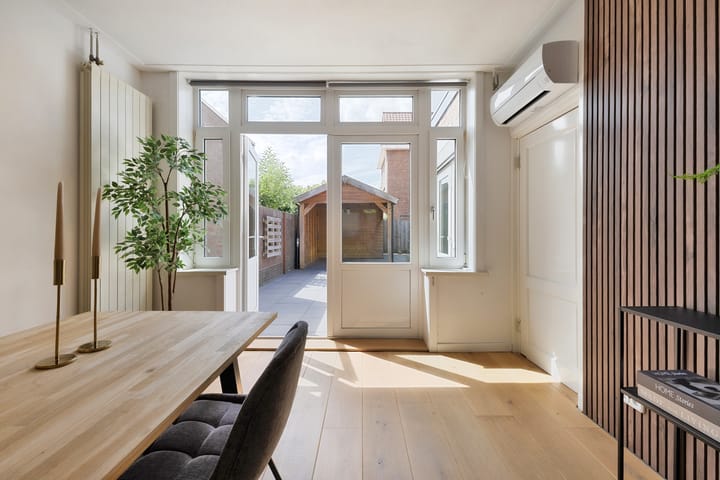 Tussenwoning te koop: Leeuwerikstraat 75, Breda