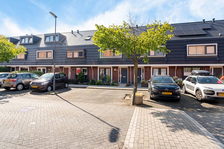 Tussenwoning te koop: Maasstroom 15, Zoetermeer